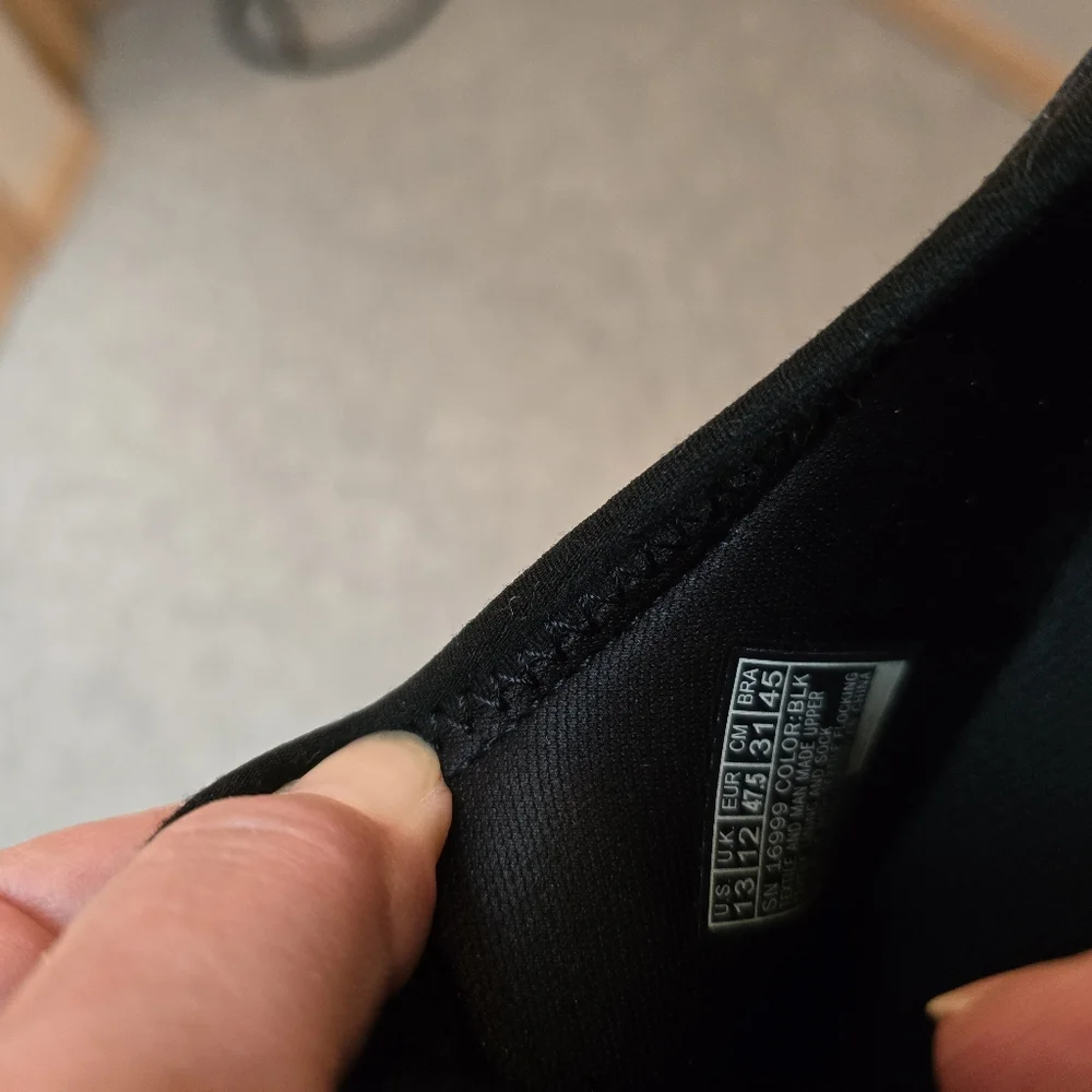 SKECHERS Shoes Men's Black Brown 13 Slip On Classic Fit Memory… - Picture 9 of 9